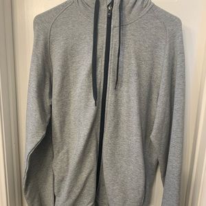 Travis Matthew hoodie